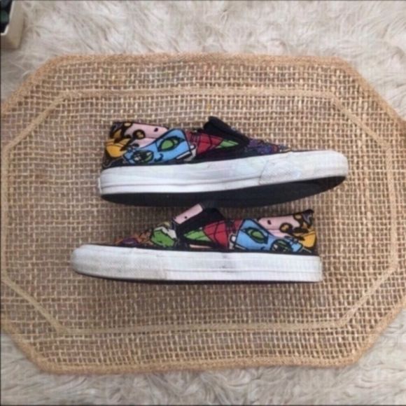 Converse Comic Graffiti Slip On Sneakers - Picture 6 of 12